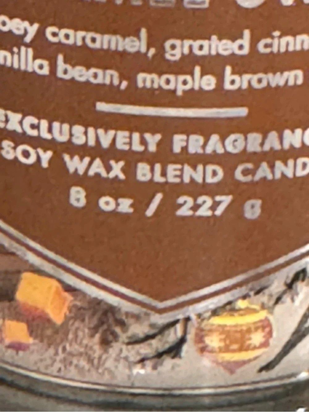 White Barn Cinnamon Caramel Swirl Candle - Cream & Brown - Picture 4 of 4